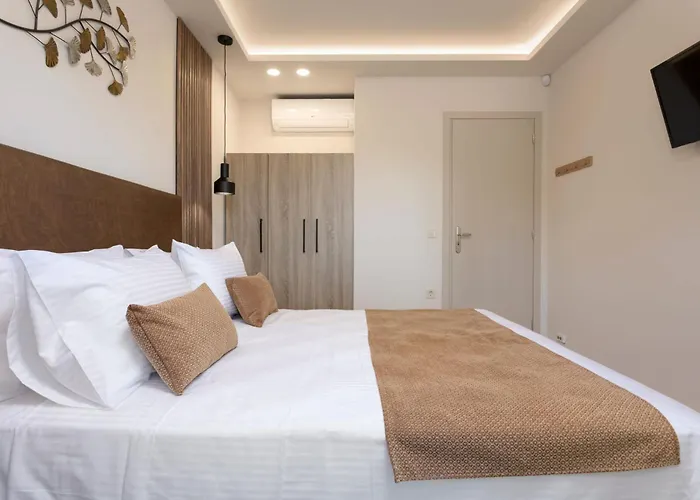 Dimitris * Alikanász