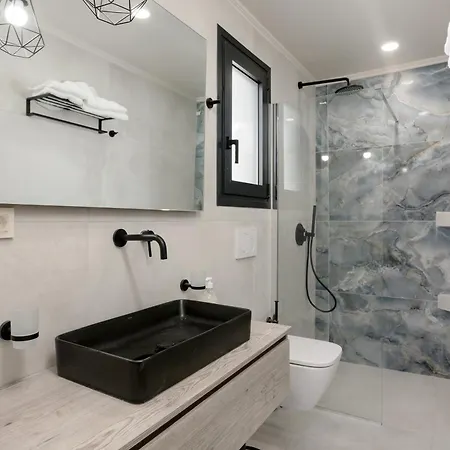 Dimitris Αλυκανάς